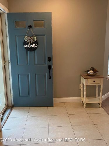 127 Tulip Ln, East Freehold, NJ 07728-4090