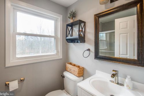 10329 Gordon Rd, Spotsylvania VA  22553-3725 exterior
