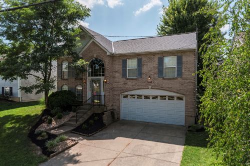 998 Shadowridge Dr, Covington, KY 41018-4049