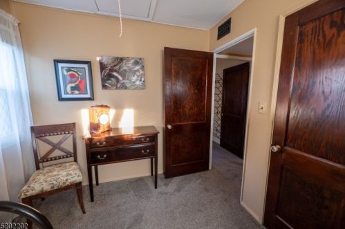 129 15th Ave, Manville NJ  08835-1609 exterior