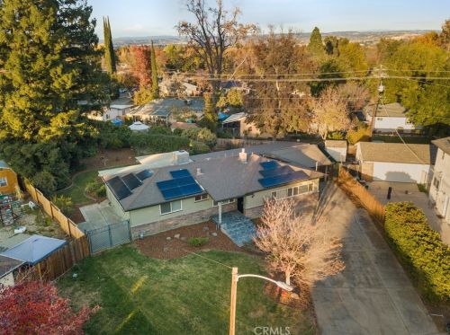 950 Karen Dr, Chico CA  95926-2819 exterior