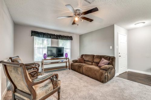 8768 Hunters Trl, Fort Worth, TX 76123-2530
