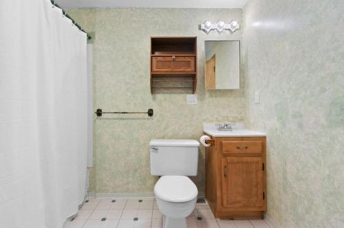 341 Grandview Ave, Menasha WI  54952-2225 exterior