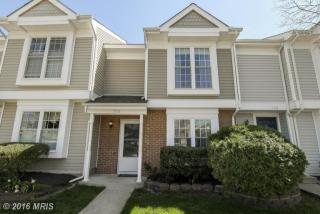 205 Saint Johns Sq, Dulles, VA 20164-3250