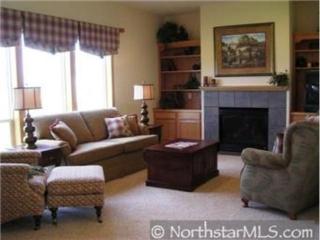389 Dakota Ave, Roberts, WI 54023-8505