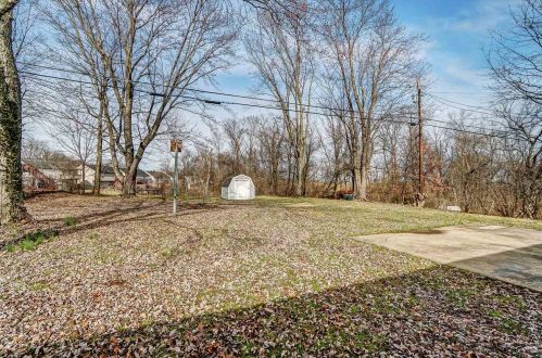 19 Plymouth Ln, Covington, KY 41018-2757