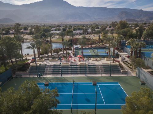 60590 Lace Leaf Ct, La Quinta CA  92253-7740 exterior