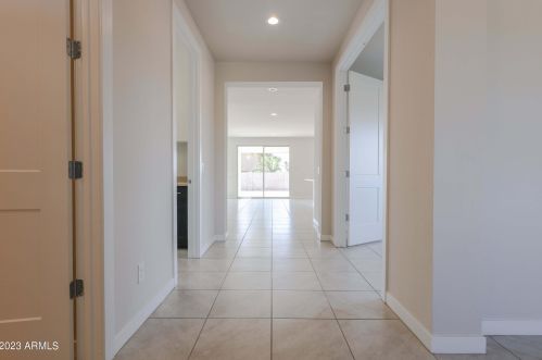 1380 Avenida Kino, Casa Grande AZ  85122-3278 exterior