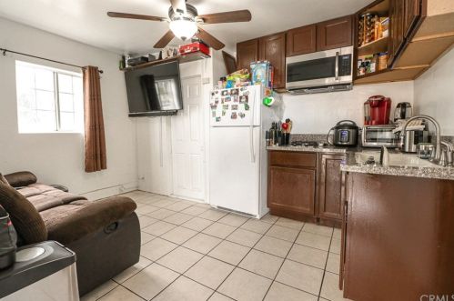 1624 8th St, Long Beach CA  90813-5018 exterior
