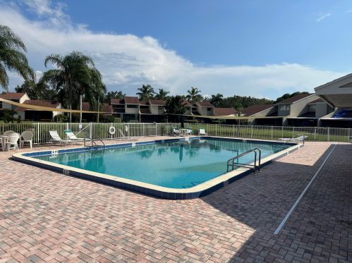 1659 Crossing Cir, Palm City FL  34990-2465 exterior