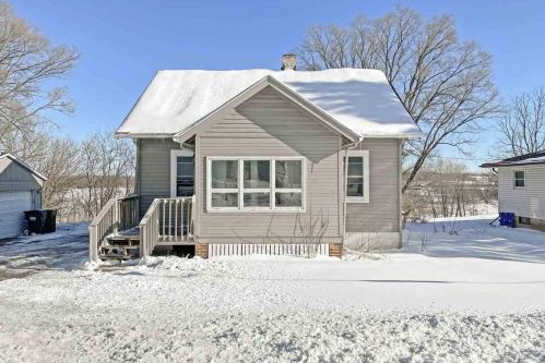 502 Main St, Deerfield, WI 53531-9619