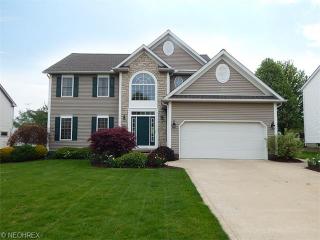 1082 Featherstone Dr, Medina, OH 44256-4056