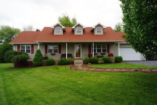 4027 Ridgetop Dr, Cookeville, TN 38506-8664
