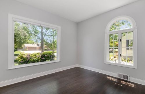 8408 White Oak Ave, Hammond IN  46321-1923 exterior