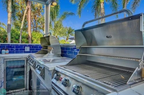 3591 177th Ave, Hollywood FL  33029-1666 exterior