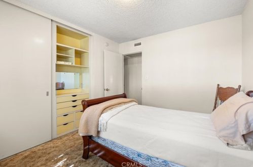 4419 South St, Lakewood CA  90712-1149 exterior