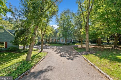 505 Van Lears Run, Ithan, PA 19085-1023