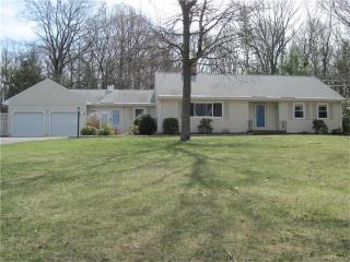 78 Natchaug Dr, Glastonbury CT  06033-1914 exterior