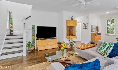 121 Bartram Dr, Beaufort SC  29902-5700 exterior