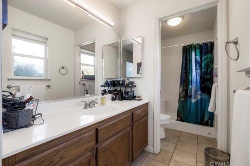 12 Wysong Ct, Chico CA  95928-7647 exterior