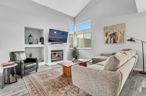 8011 Andante Dr, Citrus Heights CA  95621-1402 exterior