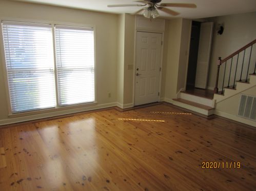 1154 Rosemead Rd, Mount Pleasant SC  29464-3708 exterior