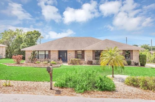 944 Millenbeck Ave, Deltona, FL 32725-7029