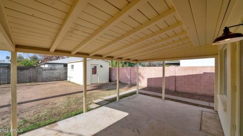 4522 11 Ave, Phoenix AZ 85013-1017 exterior