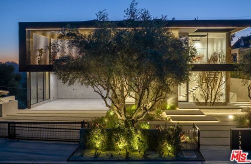 1735 Hanscom Dr, South Pasadena, CA 91030-4006