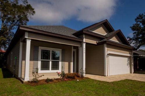 849 Ladner Dr, Pensacola, FL 32505-1614