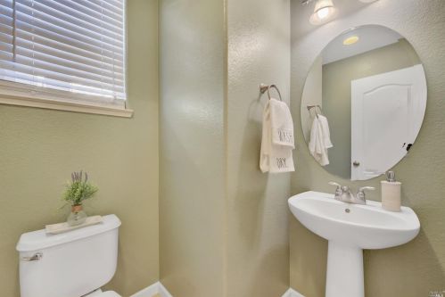 1173 Villaggio Cir, Vacaville CA  95688-8774 exterior