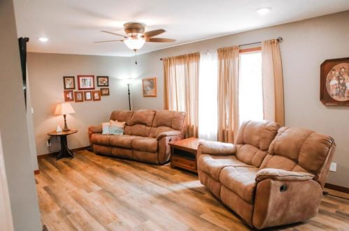 1436 2 St, Sauk Centre MN  56378-1916 exterior