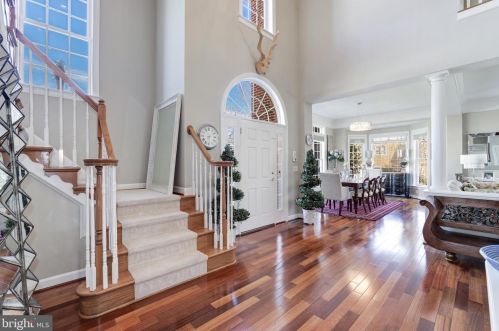 19376 Ml Dm Pl, Leesburg VA 20176-1637 exterior