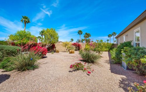 81450 Moonstone Ct, La Quinta CA  92253-8244 exterior