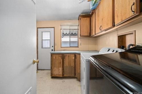 2300 Lewis St, Anaheim CA  92802-5007 exterior