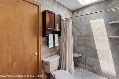 600 Kirk Ln, Bricktown NJ exterior