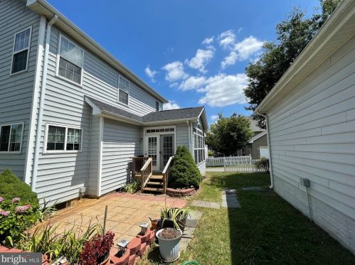 35 Colonial Dr, Charles Town WV  25414-4494 exterior