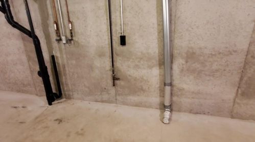 2179 Crestwood Spg Dr, Green Bay WI 54304-1834 exterior