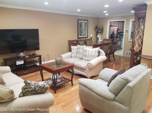 590 Davids Ct, Lakewood NJ  08701-5885 exterior