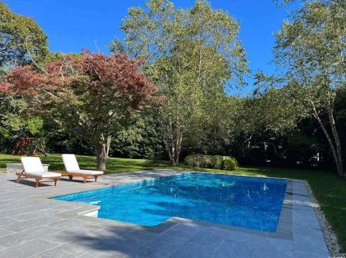 58 Beach Rd, West Hampton Beach NY  11978-2339 exterior