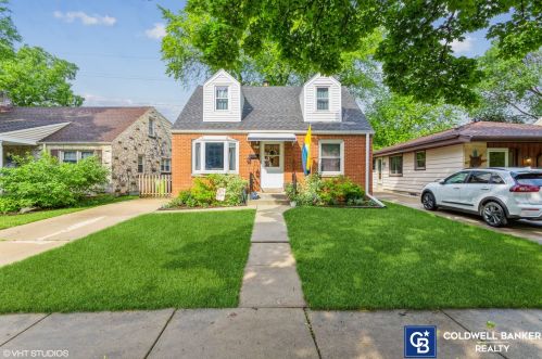 5671 Argyle Ave, Milwaukee, WI 53209-4359