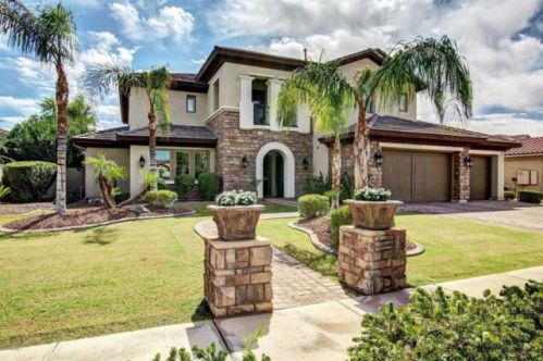 335 Grand Canyon Dr, Chandler, AZ 85248-5168