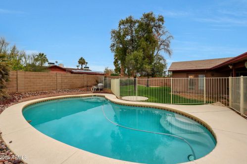 5030 Winchcomb Dr, Scottsdale AZ  85254-2861 exterior