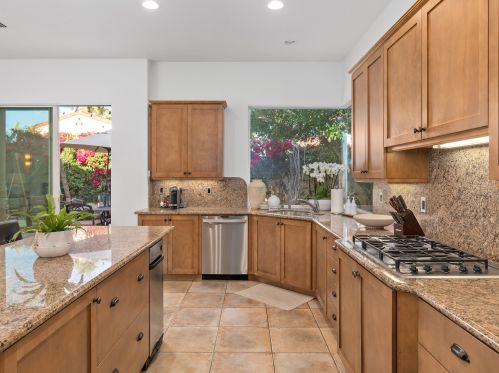 50040 Malaga Ct, La Quinta CA  92253-8918 exterior