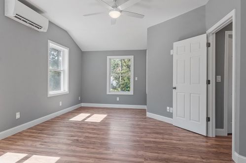 1 James St, Derry NH  03038-4525 exterior