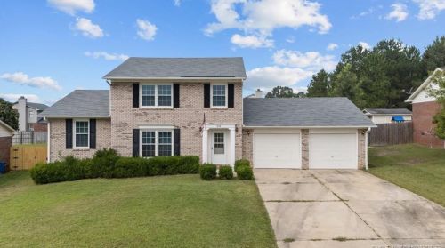 828 Wigwam Dr, Fayetteville, NC 28314-8453