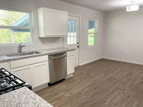 705 Main St, Greenville TX  75401-2027 exterior