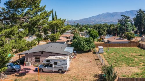 1002 Magnolia Ave, Beaumont CA  92223-1837 exterior