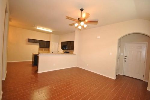 1132 Brendon Lee Ln, Georgetown TX  78626-4100 exterior
