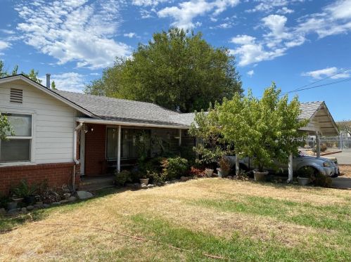 107 Nelson Ave, Oroville, CA 95965-3411